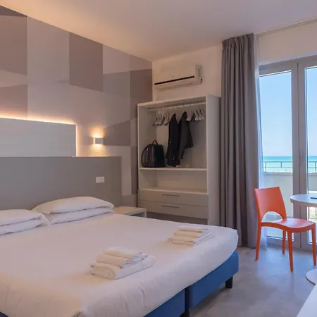 מלון Sole Montesilvano Marina